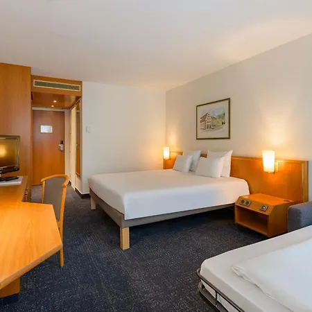 Hotel Novotel Am Konzerthaus 4*