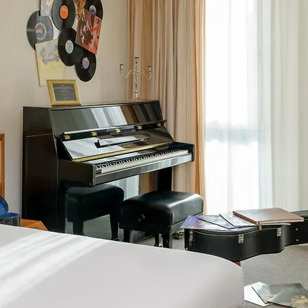 Hotel Novotel Am Konzerthaus 4*