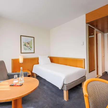 Hotel Novotel Am Konzerthaus 4*
